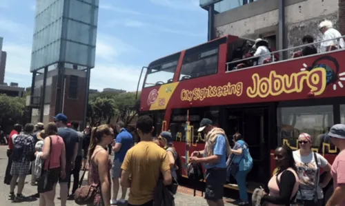 
				
					Quer viajar à África do Sul? Saiba tudo sobre Cidade do Cabo e Joanesburgo
				
				