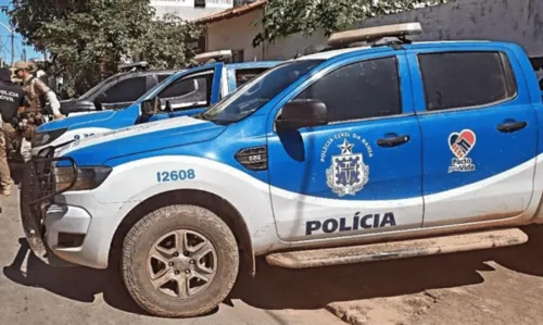 
				
					Homem morre após disparos de arma de fogo em Feira de Santana, na Bahia
				
				