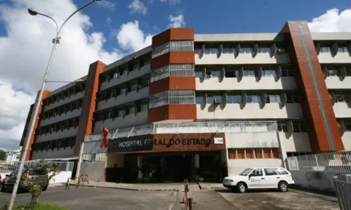 
				
					Mulher que teve corpo queimado pelo companheiro morre em hospital de Salvador
				
				