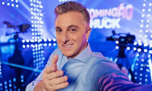 
				
					Globo pretende reduzir salário milionário de Luciano Huck, diz colunista
				
				