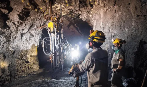 
				
					Em alta: Produção Mineral Baiana Comercializada tem rendimento de R$ 1,6 bilhão em maio de 2022
				
				