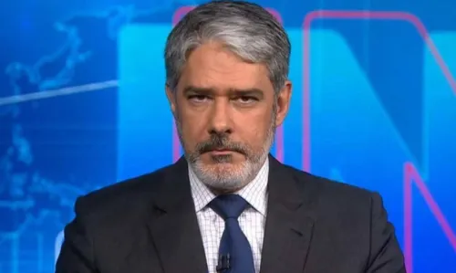 
				
					William Bonner testa positivo para Covid-19 e é afastado do 'Jornal Nacional'
				
				