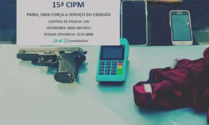 
		Homem é preso após utilizar arma de brinquedo para assaltar turista na Praia do Flamengo