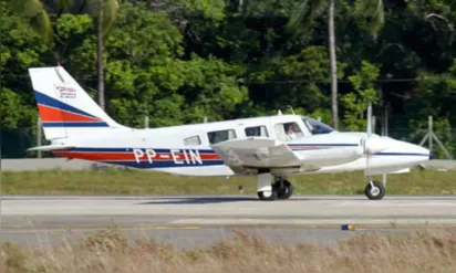 
		Avião do governo do estado sofre pane e colide com vegetação no oeste da Bahia