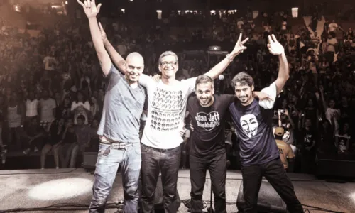 
				
					Cascadura volta aos palcos de Salvador com shows em comemoração aos 30 anos
				
				