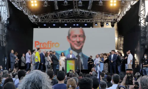 
				
					PDT lança candidatura de Ciro Gomes à Presidência da República
				
				
