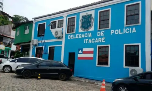 
				
					Homem suspeito de estuprar filha de três anos em Itacaré é preso
				
				