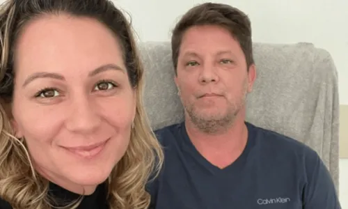 
				
					Esposa de Mario Frias mostra ator em hospital após ataque cardíaco: 'Foi desesperador'
				
				