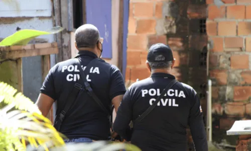 
				
					Mulher é morta por ex-companheiro dentro de casa na Chapada do Rio Vermelho, em Salvador
				
				