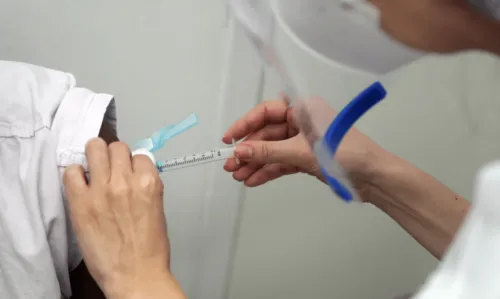 
				
					Salvador segue com vacinação contra Covid-19 para todos os públicos na segunda-feira (12); veja postos
				
				