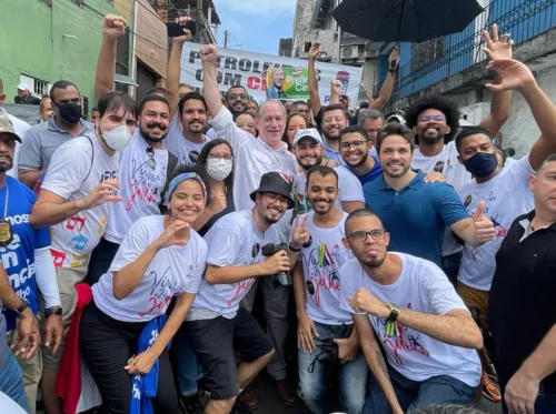 
				
					Comemorações ao 2 de Julho na BA têm Lula, Ciro e Tebet em desfile; Bolsonaro faz motociata
				
				