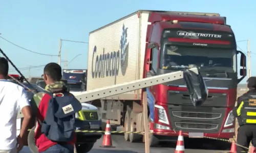 
				
					Motociclista morre após choque com poste na BR-020, oeste da Bahia
				
				