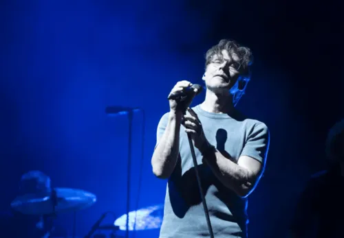 
				
					A-ha lota Arena Fonte Nova em show com ingressos esgotados; FOTOS
				
				