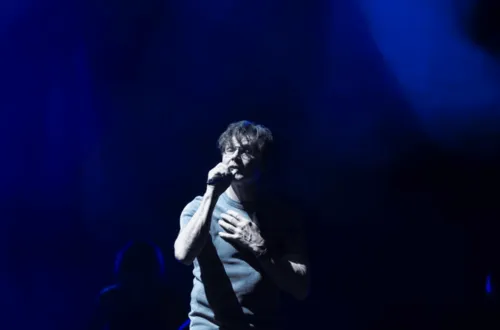 
				
					A-ha lota Arena Fonte Nova em show com ingressos esgotados; FOTOS
				
				