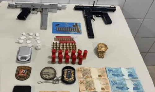 
				
					Fábrica ilegal de armas é desmontada durante operação policial no norte da Bahia
				
				