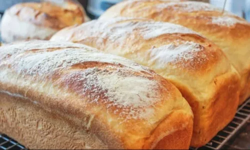 
				
					Café da manhã diferente: aprenda a fazer pão de micro-ondas 
				
				