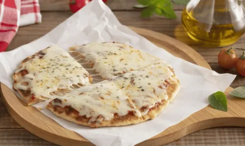 
				
					Dia Mundial da Pizza: confira lista de receitas caseiras para comemorar a data em grande estilo
				
				