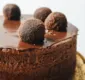 
                  Bolo de chocolate vegano; aprenda como fazer