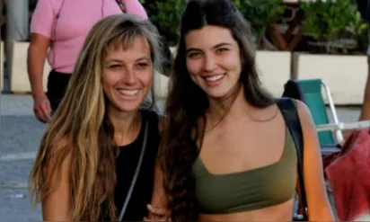 
		Alanis Guillen fala sobre relacionamento após ser flagrada com mulher em praia do Rio de Janeiro