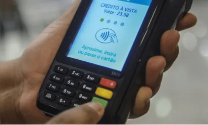 
		Pagamentos com cartões crescem 36,5% no primeiro semestre