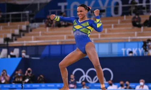 
				
					Mundial: Rebeca Andrade leva medalha de bronze no solo e se despede de 'Baile de Favela'
				
				