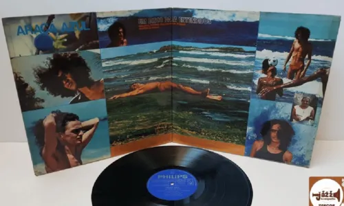 
				
					De 'Araçá Azul' ao 'Cinema Transcendental': veja críticas de cinco álbuns emblemáticos de Caetano Veloso
				
				