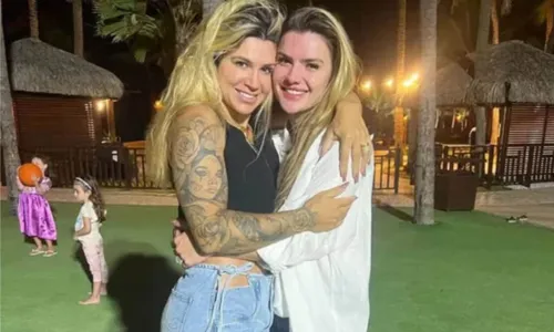 
				
					Cinco anos após desentendimento, Dani Souza e Mirella Santos fazem as pazes: 'Nos resolvemos'
				
				