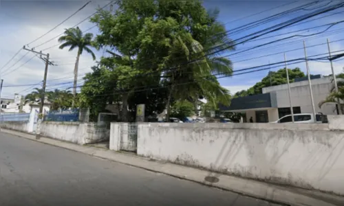 
				
					Polícia investiga estupro de garota de 12 anos após ser abordada em escola de Salvador
				
				