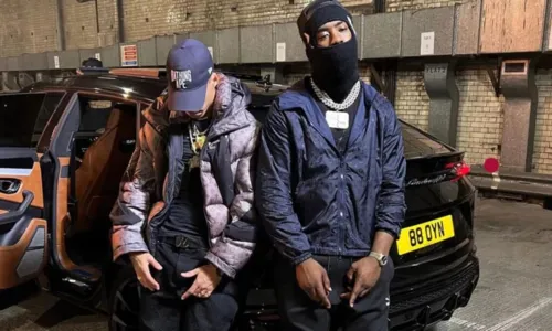 
				
					L7NNON lança primeira parceria internacional com rapper inglês Tion Wayne; confira 'KIK N Kanye'
				
				