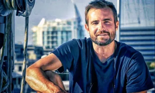 
				
					Longe das novelas há nove anos, Max Fercondini vive em barco fora do Brasil: ‘Não pretendo voltar tão cedo’
				
				