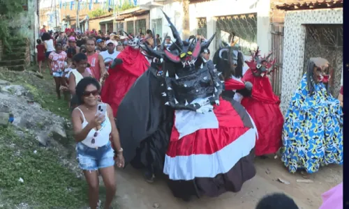 
				
					'Nego Fugido': Conheça a expressão cultural que leva comunidade quilombola às ruas de Santo Amaro
				
				