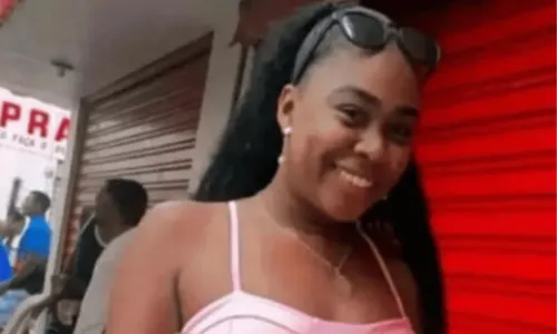 
				
					Mãe de jovem que vendia rifas lamenta falta de informações após 1 mês da morte da filha
				
				
