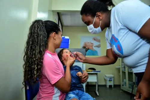 
				
					Poliomielite e multivacinação têm baixa adesão atinge 2% do público alvo em Salvador
				
				