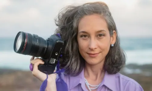 
				
					Praia do Rio Vermelho recebe ensaio fotográfico gratuito para mulheres; saiba como participar
				
				