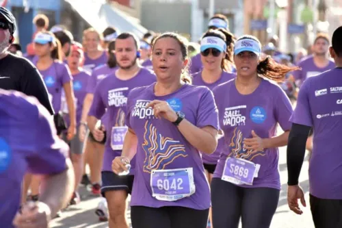 
				
					Maratona Salvador retorna após dois anos de suspensão
				
				