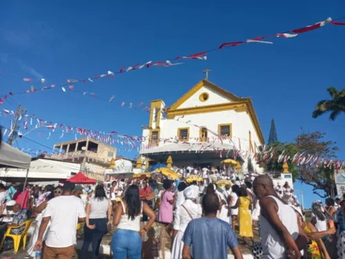 
				
					Procissão em homenagem a São Roque reúne fiéis na Federação, em Salvador
				
				