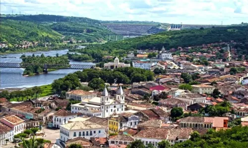 
				
					Cachoeira recebe 3ª edição do Simpósio de Humanidades entre 28 e 31 de agosto
				
				