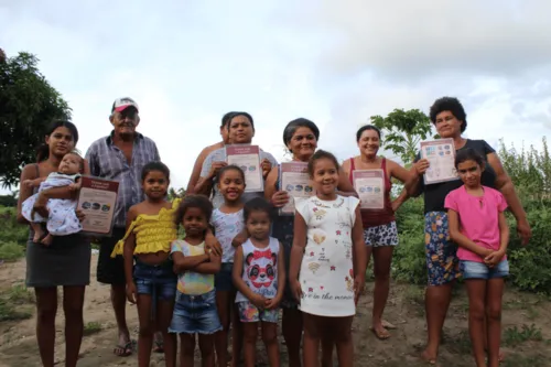 
				
					Baiana recebe prêmio internacional com projeto que trata água de cisterna usando luz do sol
				
				