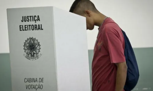 
				
					Eleitor deve consultar o local de votação atualizado no e-Título; veja passo a passo
				
				