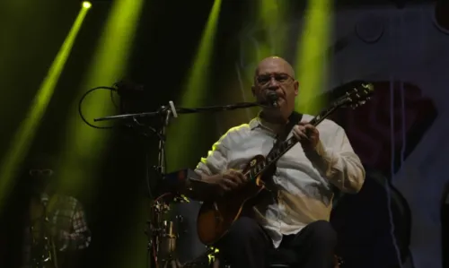 
				
					FOTOS: Maria Bethânia, João Gomes, Paralamas e Harmonia agitam 2ª noite do FIB
				
				