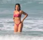 
                  Aline Campos ostenta corpão em dia de praia na Barra da Tijuca