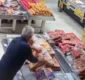 
                  Homem é flagrado roubando 120kg de carne em supermercado no extremo sul da Bahia 