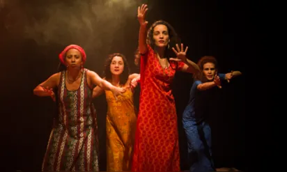 
		Espetáculo 'Sarau À Flor da Palavra' será apresentado no domingo (25) no Teatro Sesi Rio Vermelho