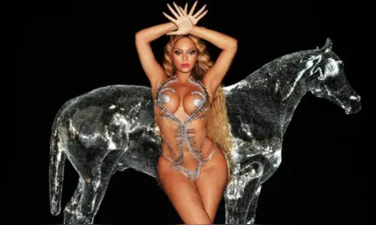 
		Hit do momento nas redes sociais, Beyoncé indica 'Cuff It' como possível novo single