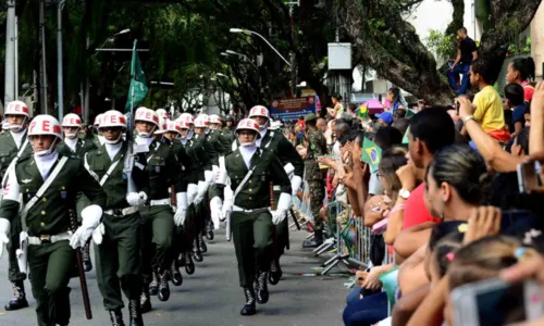 
				
					Trânsito no centro de Salvador sofre alterações para o desfile de 7 de Setembro; confira
				
				