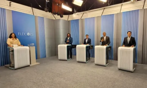 
				
					Candidatos ao governo da Bahia analisam participação em debate da TV Bahia
				
				