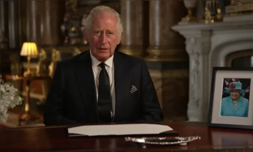 
				
					Charles III é proclamado soberano do Reino Unido
				
				