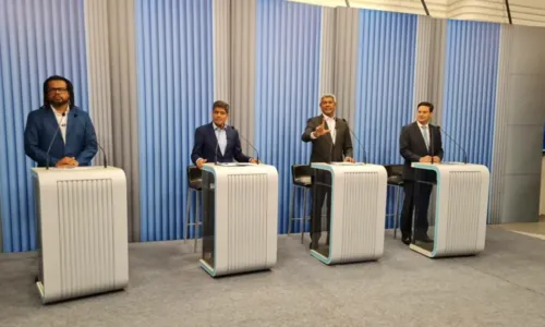 
				
					Quatro candidatos ao governo da Bahia participam de último debate; veja como foi
				
				