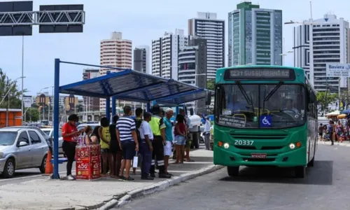 
				
					Salvador terá passagem de ônibus gratuita no domingo (2), dia das eleições
				
				