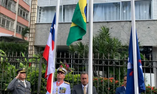 
				
					Respeito e patriotismo marcam os 200 anos do desfile da Independência do Brasil em Salvador
				
				